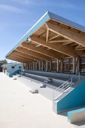 Piscine aquatique terre sainte 974 aa