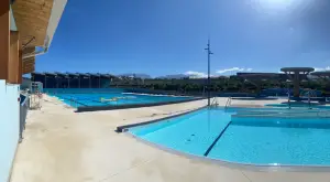 Piscine aquatique terre sainte 974 b